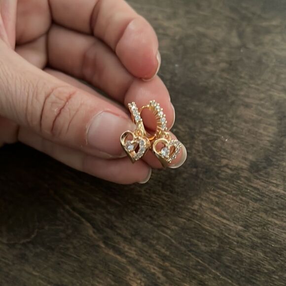 New 18K Gold Plated Hollow Heart Drop Clear Zirconua Party Earrings Lover's Gift - Picture 5 of 10